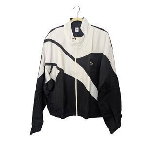 Reebok Vector Track Jacket Oversize Cropped Women Size 4X 26-28 Black White NEW